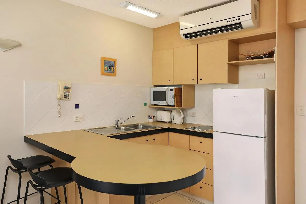 Ocean Boulevard Alexandra Headland Aparthotel