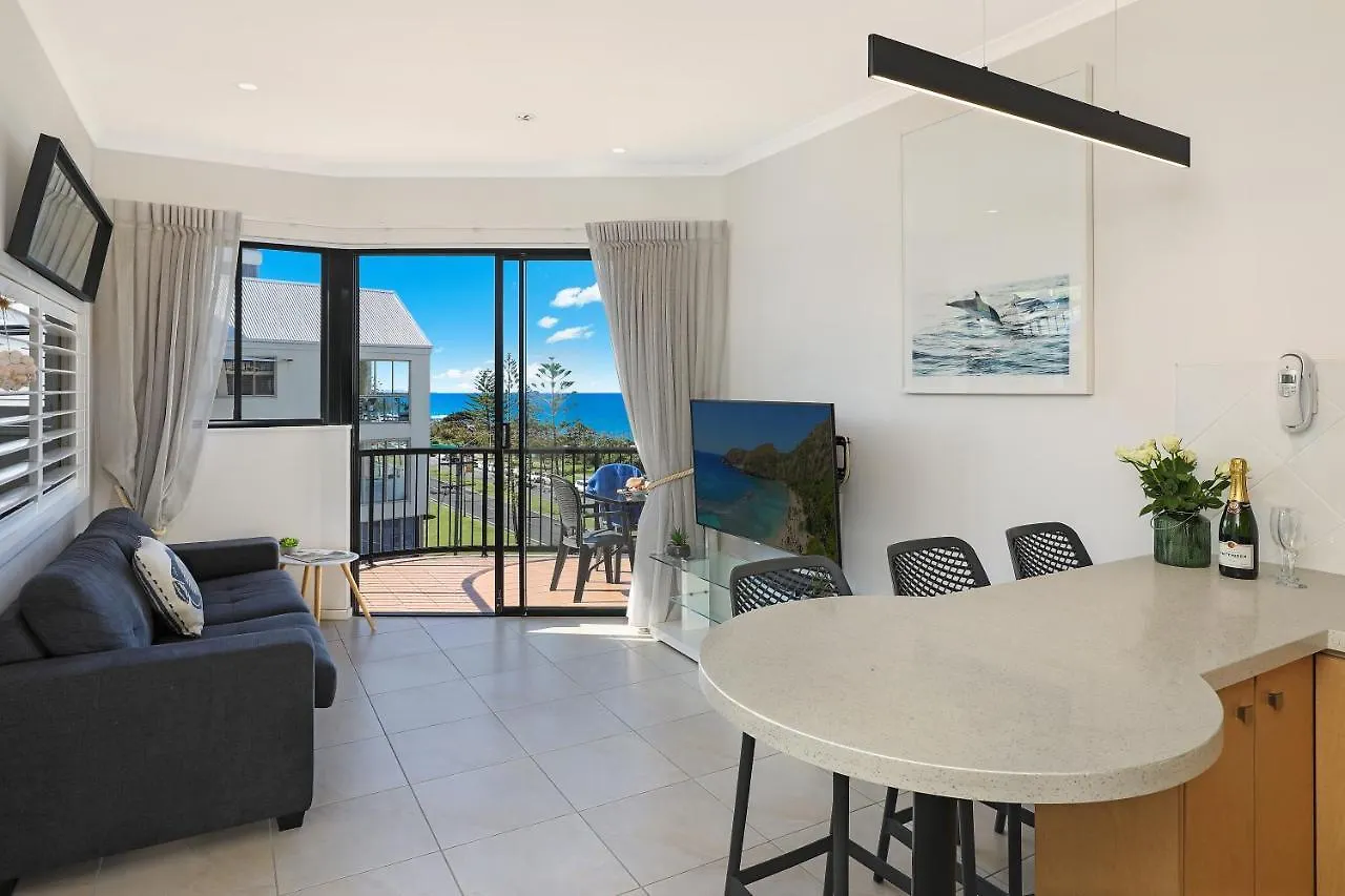 Ocean Boulevard Alexandra Headland Aparthotel