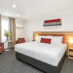 Royal Coach 4* Adelaide